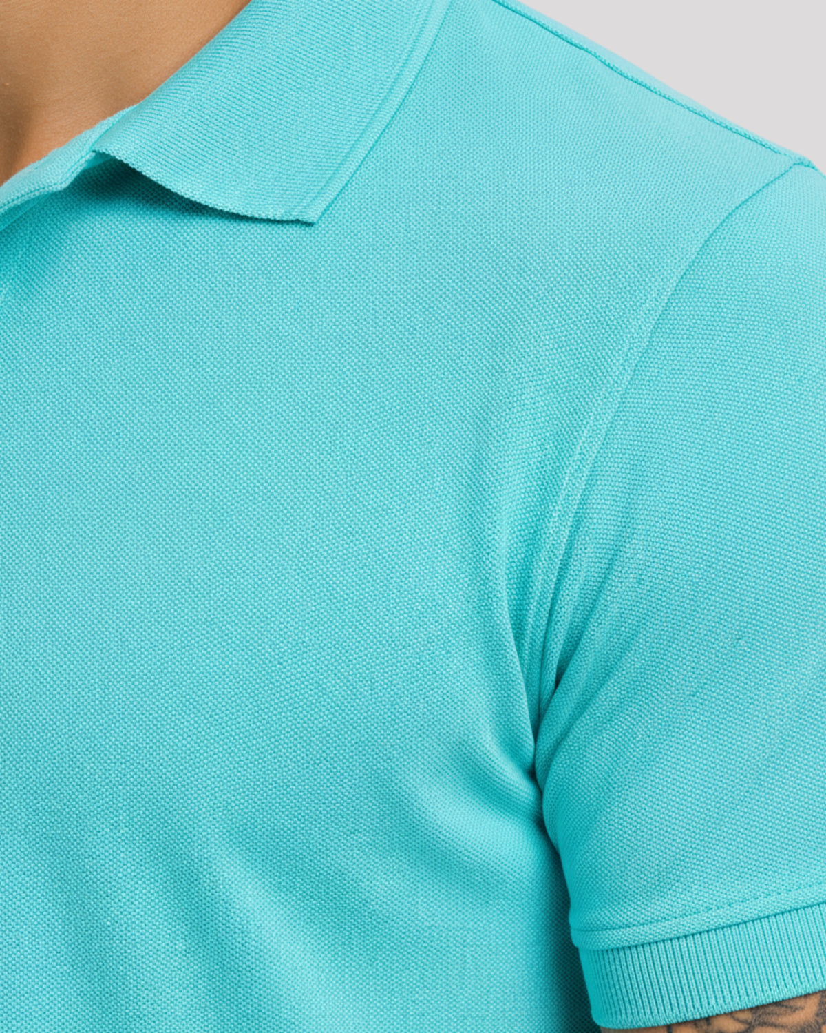 Men's Solid Aqua Matty Half Sleeve Polo Regular T-Shirt