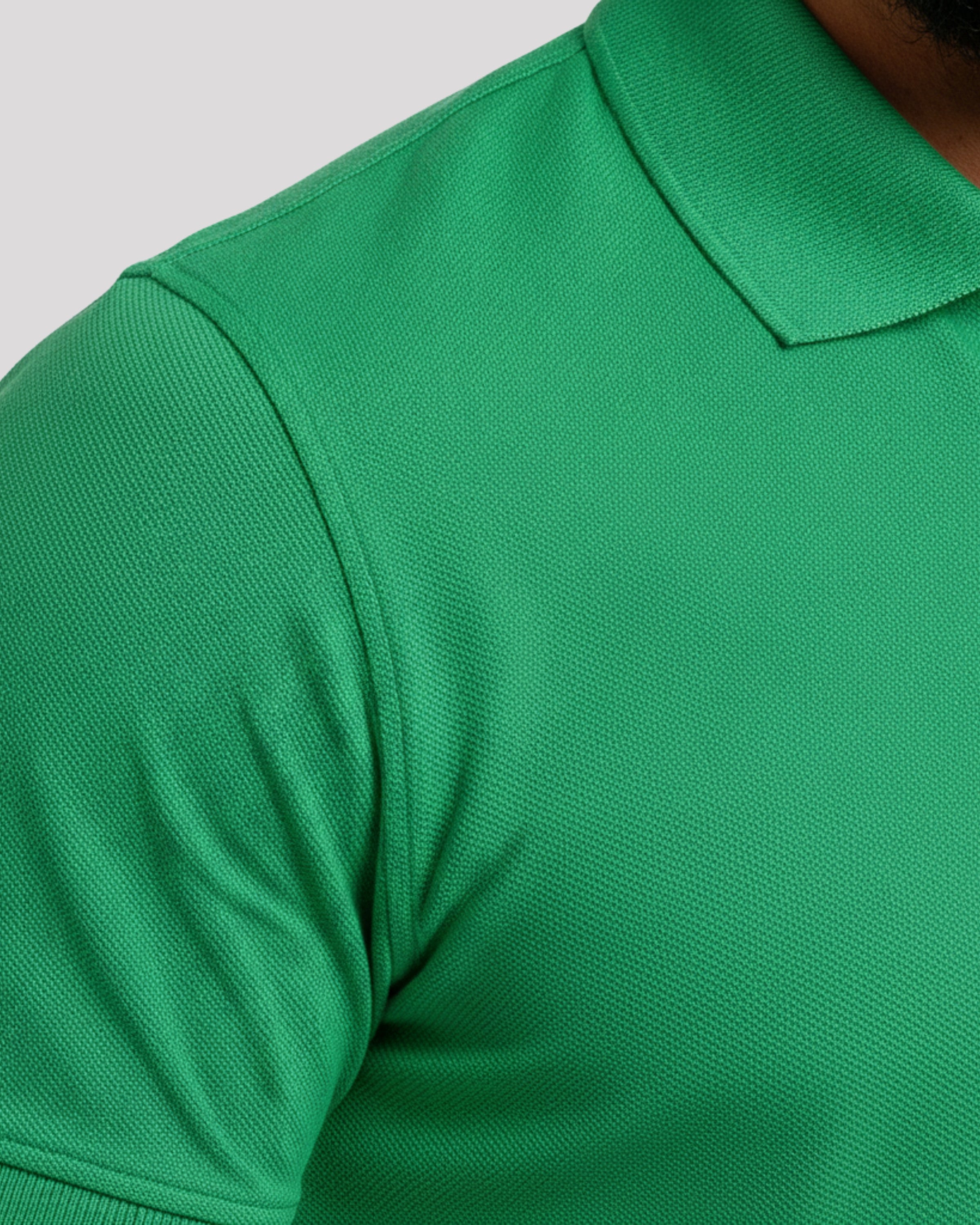 Men's Solid Green Matty Half Sleeve Polo Regular T-Shirt