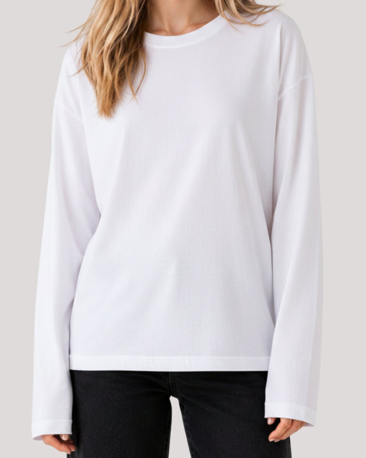 Women's Solid White Oversized Long Sleeve Crew Neck Regular T-Shirt