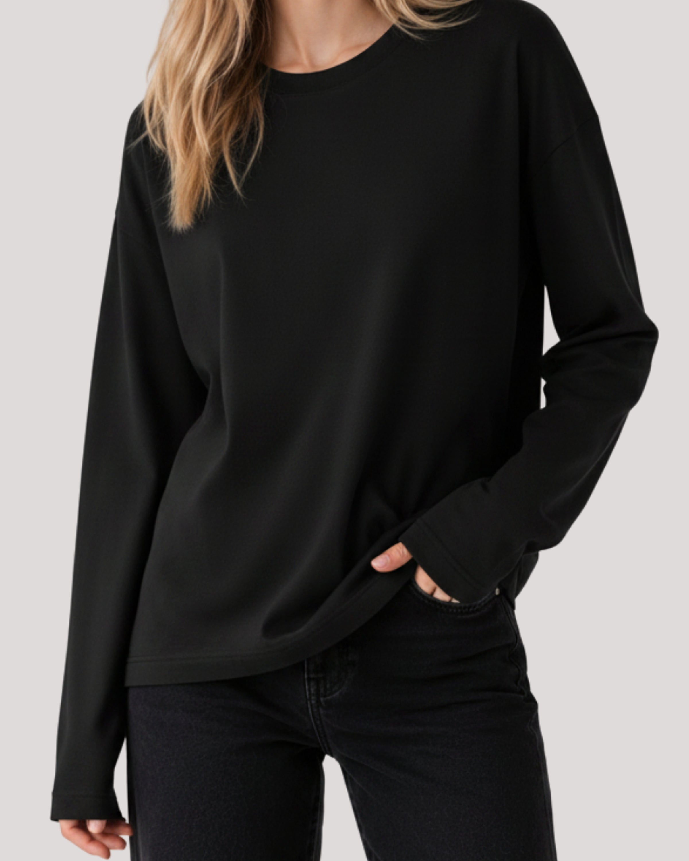 Women's Solid Black Oversized Long Sleeve Crew Neck Regular T-Shirt