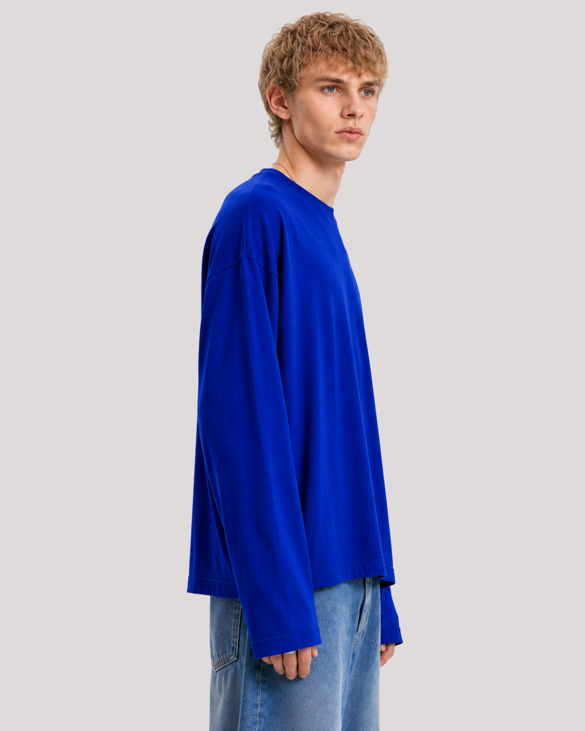Men's Solid Royal Blue Oversized Long Sleeve Crew Neck Regular T-Shirt