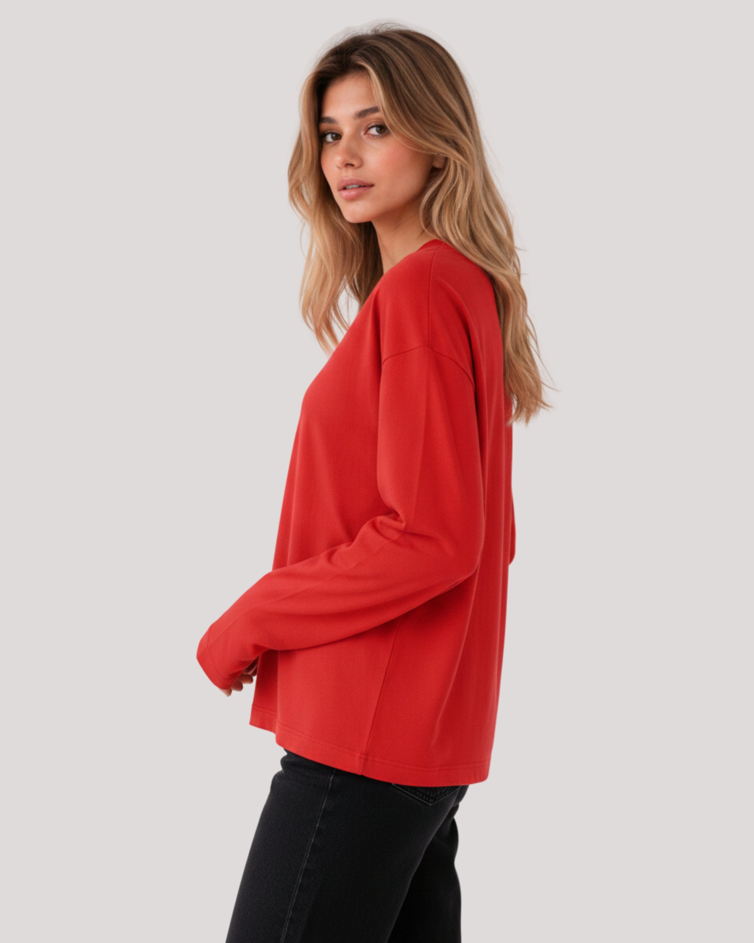 Women's Solid Red Oversized Long Sleeve Crew Neck Regular T-Shirt